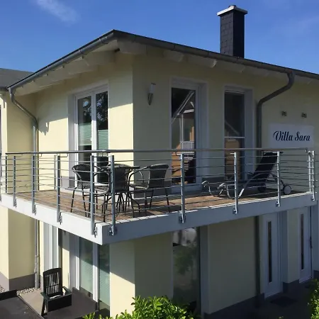 Sara Buskam Mit Terrasse *